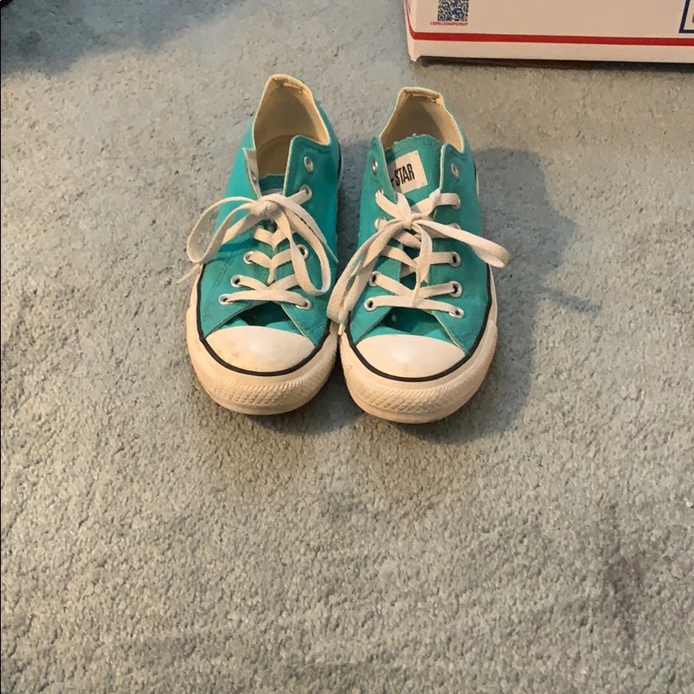 Teal converse